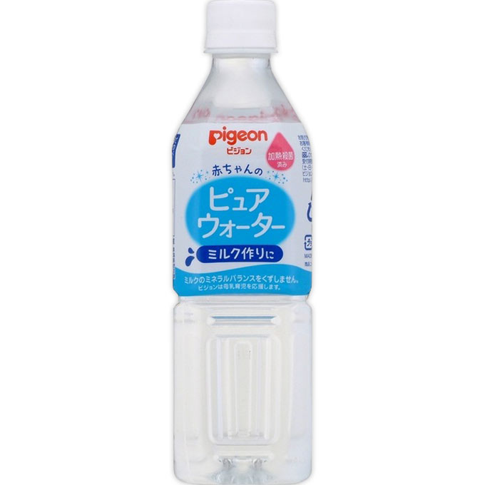 『ピジョン　赤ちゃんのピュアウォーター 500ml』商品コード：4902508135894 ※画像はイメージとなりますので、実際の商品とは異なる場合がございます★加熱殺菌済み★ミルク作りに★ミネラル分がほとんど含まれていないので、調乳したミルクのミネラルバランスを崩す心配がありません。★調乳・離乳食作りなどにご使用ください。★本品は乳幼児規格適用食品です。★本製品には、アレルギー物質(厚生労働省選定25品目)を含む原材料を使用しておりません。◆注意事項・開栓後は必ずキャップをしてすぐ冷蔵庫に入れ、お早めにご使用ください。・容器のまま温めたり、凍らせたりしないでください。内容液が膨張し、容器が破損する恐れがあります。・調乳するときは、一度沸とうさせた後、70度以上でご使用ください。また、出来上がり量まで加える場合にも一度沸とうさせた後、冷ましてご使用ください。◆原材料名水(純水)◆栄養成分　(100mLあたり)エネルギー・・・0kcaLたんぱく質・・・0g脂質・・・0g炭水化物・・・0gナトリウム・・・0mgカルシウム・・・0mgマグネシウム・・・0mg 【お問い合わせ先】広告文責：株式会社ドラッグピュア作成：201405KY神戸市北区鈴蘭台北町1丁目1-11-103TEL:0120-093-849発売元：ピジョン株式会社TEL:03-5645-1188区分：ベビー飲料 ■ 関連商品 ピジョン株式会社 お取り扱い商品ベビー飲料 関連商品マタニティ・ベビー 関連商品