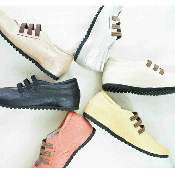 [Ships directly from the manufacturer] Fujiwara Kako Co., Ltd. AshiOtO Cowhide Slip-On Shoes [A1540] 1 Pair (Sizes 25cm and up will incur an additional ¥1000 charge after purchase) <Made in Japan, Ultra-Lightweight, Long-Lasting Shoes> <Perfect for Everyday Wear, Travel, and Business>