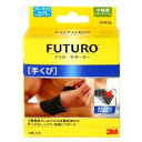 【フツロ手くびサポーターフリーサイズ左右兼用　FUTUROの商品説明】●3層構造のしなやかな高機能素材が手首をしっかり快適にサポート●サポート力を容易に調節出来る巻きつけタイプのサポーターです。●人間工学に基づいたスタイリッシュなデザイン●ムレを軽減する3層構造の通気性材料●サポーターの臭いの原因となる菌の繁殖を抑える抗菌加工済み●使用部位のサイズに合わせて適切にフィット●関節に不安がある時に安心して活動するために(予防・日常使用)【使用方法】★サイズの選び方・手くびのもっとも細い部位の周囲を測定してください。・手首(周囲寸法)12〜24cm(左右兼用)、フリーサイズ★装着方法・グレーの面を内側(肌側)にして、親指を穴に通してください。・右手の場合は手首の内側(手のひら側)から外側(手の甲側)へ向けてサポーターを巻き付け、面ファスナーを留めてください。・左手の場合は手首の外側(手の甲側)から内側(手のひら側)へむけてサポーターを巻き付け、面ファスナーを留めてください。・お好みのサポート力が得られるまで巻き直してください。★お手入れ方法・洗濯前に面ファスナーを留めてください。水またはぬるま湯(熱湯は不可)にいれて中性洗剤で手洗いし、よくすすいだ後、自然乾燥させてください。・漂白剤や柔軟剤の使用はしないでください。【原材料】ポリウレタン、ナイロン、スパンデックス、ポリエチレン【注意事項】・本品は、痛みなどのおそれがある手くびを適度にサポートし、またケガなどから手くびを保護するように設計されています。・取り扱い説明書を必ずお読みになって、ご使用ください。・使用中に不快感や痛みを感じたり、異常を生じた場合はただちに使用を中止して医師などに相談してください。広告文責及び商品問い合わせ先 広告文責：株式会社ドラッグピュア作成：201202tt神戸市北区鈴蘭台北町1丁目1-11-103TEL:0120-093-849製造・販売元：住友スリーエム株式会社158-8583 東京都世田谷区玉川台2丁目33番1号03-3709-8624 ■ 関連商品■医療器具・サポーター・コルセット住友スリーエム株式会社