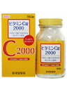 内容量：180錠【製品特長】●12錠中2000mgのビタミンCを含有したビタミンB2配合のビタミン剤/ビタミンC/錠剤です。●酸っぱさを抑えています。●剤　型：錠剤。●効能・効果・次の場合のビタミンCの補給：肉体疲労時、妊娠・授乳期、病中病後の体力低下時、老年期・次の諸症状の緩和：しみ、そばかす、日やけ・かぶれによる色素沈着・次の場合の出血予防：歯ぐきからの出血、鼻出血※ただし、これらの症状について、1ヶ月ほど使用しても改善がみられない場合は、医師、薬剤師または歯科医師に相談してください。」●用法・用量・次の1回量を服用してください。　ただし、1日2回服用する場合は朝夕、1日3回服用する場合は朝昼晩服用してください。・成人(15歳以上) 4錠 2-3回・7歳以上15歳未満 2錠 ・5歳以上7歳未満 1錠・5歳未満 服用しないこと ●用法・用量に関連する注意(1)用法・用量を厳守すること(2)小児に服用させる場合には、保護者の指導監督のもとに服用させてください。 ●成　分：1日量(12錠)中・ビタミンCとして：2000mg・アスコルビン酸(ビタミンC)：1000mg・L-アスコルビン酸ナトリウム(ビタミンCナトリウム塩)：1124.79mg・リボフラビン(ビタミンB2)：4mg※添加物として、・トウモロコシデンプン、・白糖、・ステアリン酸マグネシウムを含有します。●成分に関連する注意(1)本剤の服用により、尿および大便の検査値に影響を与えることがあります。・医師の治療を受ける場合は、ビタミンCを含有する製剤を服用していることを医師に知らせてください。(2)本剤の服用により尿が黄色くなることがありますが、リボフラビン酪酸エステル(ビタミンB2酪酸エステル)によるものですので、心配ありません。●使用上の注意・相談すること1.次の場合は、直ちに服用を中止し、商品添付説明文書を持って医師、歯科医師または薬剤師に相談すること。(1)服用後、次の症状があらわれた場合・関係部位→消火器・症状→悪心・嘔吐 (2)1ヶ月位服用しても症状がよくならない場合2.次の症状があらわれることがあるので、このような症状の継続または増強が見られた場合には、服用を中止し、医師または薬剤師に相談すること。・下痢 ●保管および取扱い上の注意(1)直射日光の当たらない湿気の少ない涼しい所に密栓して保管してください。　なお、本剤はとくに吸湿しやすい製剤ですから、服用のつどビンのフタをよくしめてください。(2)小児の手のとどかない所に保管してください。(3)誤用をさけ、品質を保持するために他の容器に入れかえないでください。(4)ビンの中の詰め物は、輸送中の錠剤の破損を防止するために入れてありますので、フタをあけた後はすててください。(5)箱およびビンの「開封年月日」記入欄に、開封した日付を記入し、ビンをこの文書とともに箱に入れたまま保管してください。(6)一度開封した後は、品質保持の点から開封日より6ヶ月以内に服用してください。※なお使用期限を過ぎた製品は服用しないでください。【お問い合わせ先】こちらの商品につきましての質問や相談につきましては、当店（ドラッグピュア）または下記へお願いします。皇漢堂製薬株式会社 お客様相談窓口 フリーダイヤル 0120-023520受付時間：平日9：00-17：00(土、日、祝日を除く)広告文責：株式会社ドラッグピュア神戸市北区鈴蘭台北町1丁目1-11-103TEL:0120-093-849製造販売者：皇漢堂製薬株式会社区分：第3類医薬品・日本製文責：登録販売者　松田誠司■ 関連商品皇漢堂製薬株式会社お取り扱い商品皇漢堂製薬のビタミンシリーズ