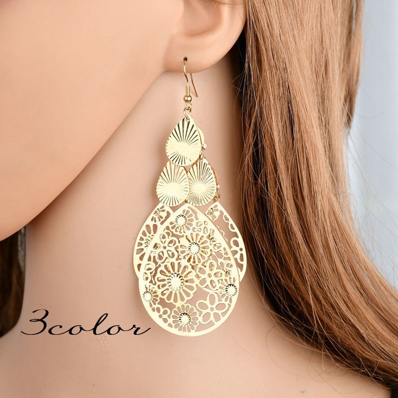 送料無料 ピアス フックピアス ロング レディース アクセサリー フラワー 花 透かし模様 揺れる 大きめ アンティーク調 キラキラ きれい パーティー プレゼ...