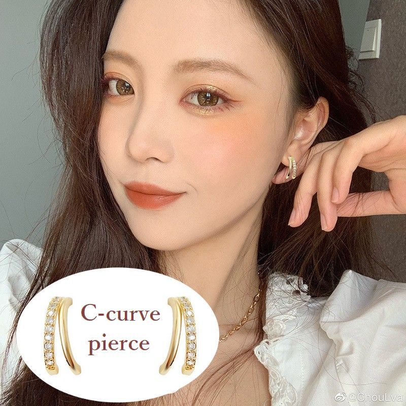 送料無料 スタッドピアス アクセサリー レディース 女性用 2連 Cカーブ ゴールドカラー ラインストーン 華やか 上品 かわいい キュート オフィス 会社 フ...