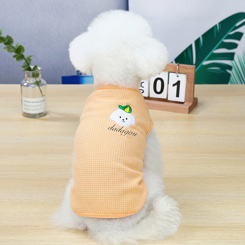 dolcissimoの送料無料 ペットウェア タンクトップ 犬服 猫服 ドッグ キャット ノースリーブ プルオーバー 無地 ワッフル素材 刺繍 シンプル かわいい おしゃれ お散歩 お出かけ デイリー カジュアル 普段使い イヌ ネコ ピンク イエロー パープル｜アングル2