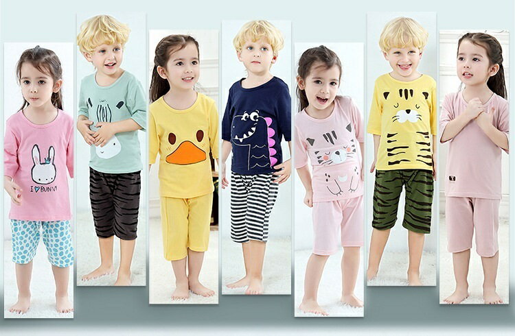 送料無料 パジャマ ルームウェア 2点セット キッズ 子供 ベビー 赤ちゃん セットアップ トップス ボトムス 五分袖 ラウンドネック カットソー プリント入り 五分丈 半ズボン ネコ クマ ボーダーカラー トラ アヒル ウマ 無地 恐竜 タヌキ ウサギ ドット柄 かわいい おしゃれ 2