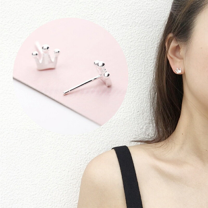 Rubellite - 送料無料 スタッドピアス 両耳用 レディース アクセサリー 女性用 小粒 小さめ シンプル 王冠 クラウン おしゃれ かわいい 上品 フェミニン オフィス お出かけ デート カジュアル デイリー ギフト プレゼント 贈り物 普段使い 婦人用