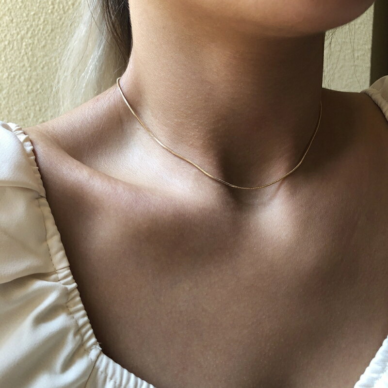 dolcissimoの送料無料 ネックレス ティラチェーン スネークチェーン アクセサリー レディース 女性 婦人 華奢 細身 シンプル ギフト プレゼント 贈り物 重ね付け 上品 清楚 大人｜アングル3