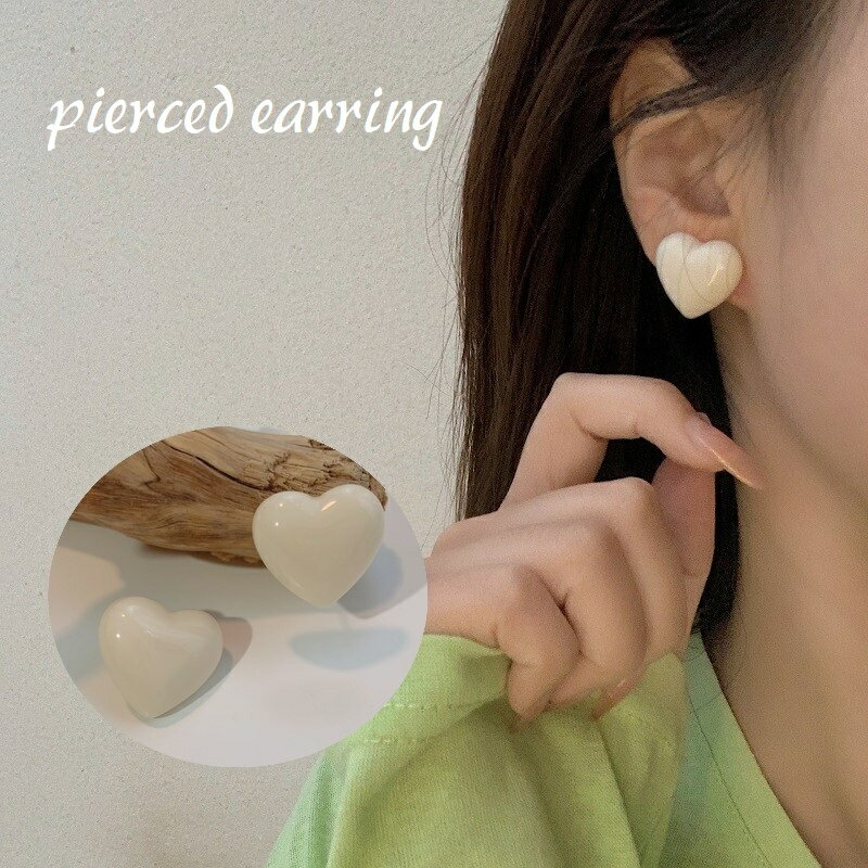 送料無料 ピアス スタッドピアス レディース 女性 アクセサリー 耳飾り ハート 大ぶり ぷっくり かわいい おしゃれ ガーリー キュート シンプル ベーシック...