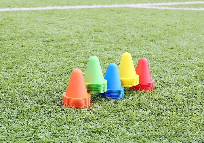 送料無料 カラーコーン 単品 8cm マーカーコーン 三角コーン 三角ポール ミニ サッカー フットサル バスケットボール 陸上 ドリブル トレーニング 練習