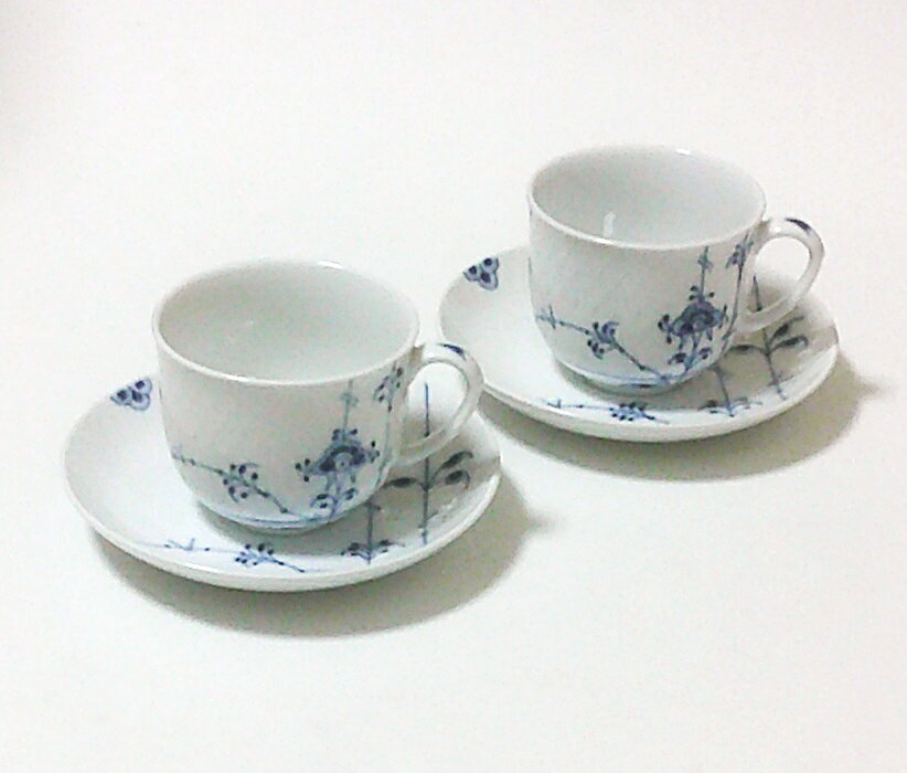 ロイヤルコペンハーゲンROYAL COPENHAGEN ブルーパルメッテ コーヒーカップ＆ソーサー 240cc 2-500-074　ペア【御結婚御祝・内祝・新築御祝・還暦御祝・御礼・寿・各種ギフト包装可能】