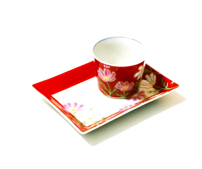 【生産国】日本 【材質】陶磁器 【サイズ】長方形皿：直径横17.2センチ×縦12.8センチ、フリーカップ：口直径8センチ×高さ6.5センチ　容量200CC 【ブランドボックス】フリーカップのみ付属、長方形皿：当店使用の無地ギフト箱 【ブランド】九谷焼 【シリーズ】四季の花（コスモス）