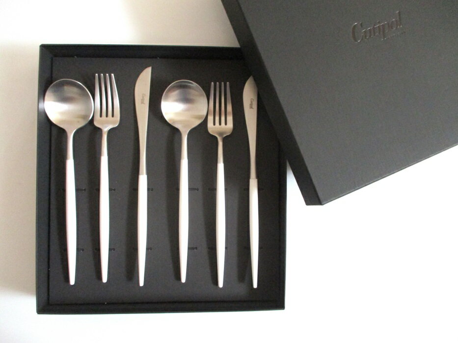 クチポールCutipol　GOA ホワイト カトラリー6本セット（テーブルナイフ、フォーク、スプーン）【ブラ..