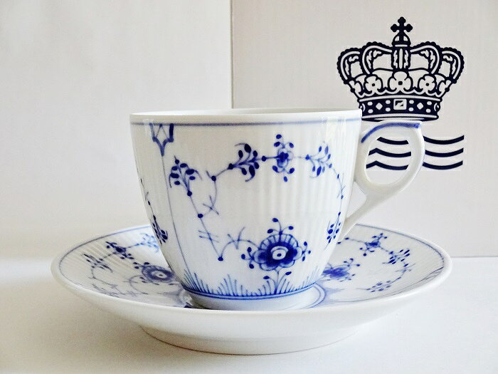 ロイヤルコペンハーゲンROYAL COPENHAGEN ブルーフルーテッド プレイン コーヒーカップ＆ソーサー【御結婚御祝・内祝・新築御祝・還暦御祝・御礼・寿・ギフト包装可能】