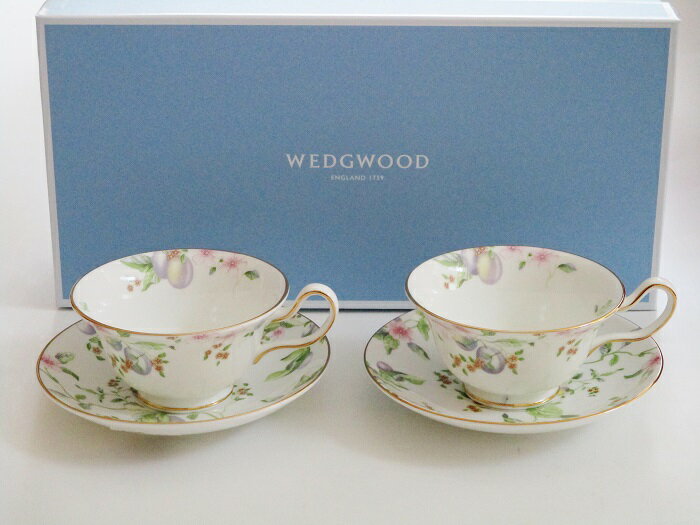 ウエッジウッドWEDGWOOD　スウィートプラム　ティーカップ＆ソーサー　ピオニー　ペア（ブランドボックス付き）【御結婚御祝・内祝・新築御祝・還暦御祝・御礼・寿・ギフト包装可能】 1