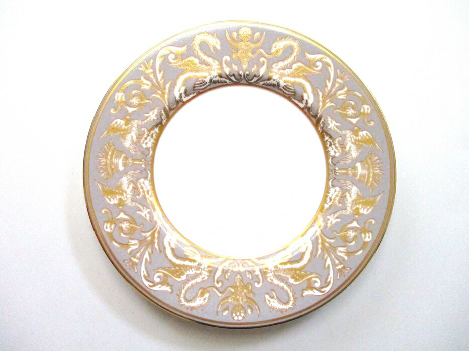 ウェッジウッドWEDGWOOD　ルネッサンス グレイ　アクセントプレート 23センチ【御結婚御祝・内祝・新築御祝・還暦御祝・寿】