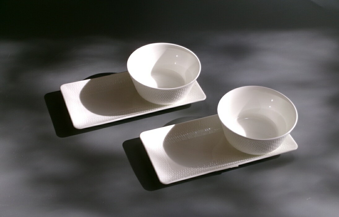 樂天商城 - ウェッジウッドWEDGWOOD　ジオGIO　トレー、ボウル　ペア【ボウル　ペア　食器】【御結婚御祝・内祝・新築御祝・還暦御祝・御礼・寿・ギフト包装可能】