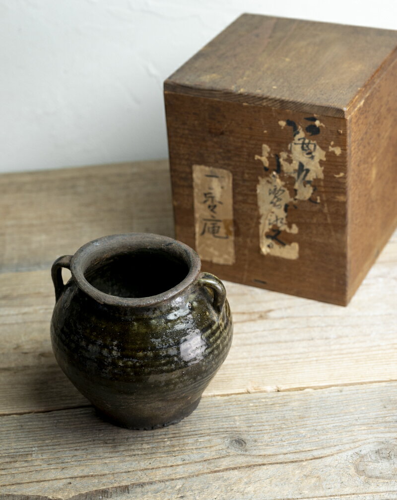 骨董○古唐津 / 黒唐津耳付壺○ | 江戸前期-17世紀頃 | 陶器 | 小壺【古美術】【骨董】【中古】【3,980円..