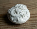 作家○白磁双龍文香合○茂右衛門 / 平戸焼 / 共箱なし | 20世紀頃 | 磁器 | 茶道具【古美術】【骨董】【中古】【3,980円以上で送料無料】【三浦古美...