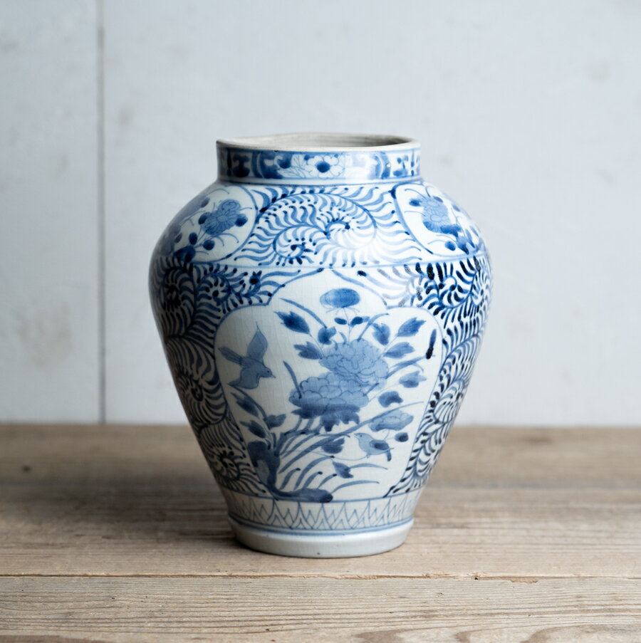 骨董○古伊万里染付花鳥図壺○唐草文 | 江戸中期-18世紀後期頃 | アンティーク/ antique / kotto / こっ..