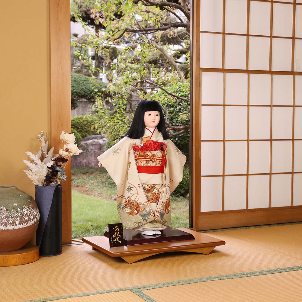 市松人形 齊藤公司作 20号 20-12-j 鈴 竹 桐胴 正絹友禅本仕立て 金彩加工 金駒刺繍 雛人形 ひな人形 初節句 お祝い