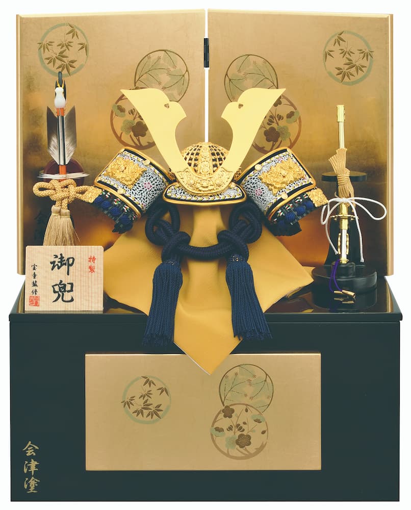 2024年 宝童新作 コンパクト 五月人形 兜飾り 収納飾り 紺糸中鍬兜 5号