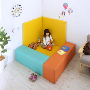 プレイマット タイルカーペット 法人様必見。子供に安全安心のコーナー型キッズプレイマット 5点セット フロアマット1枚+スツール2枚+壁面マット2枚 125×1...