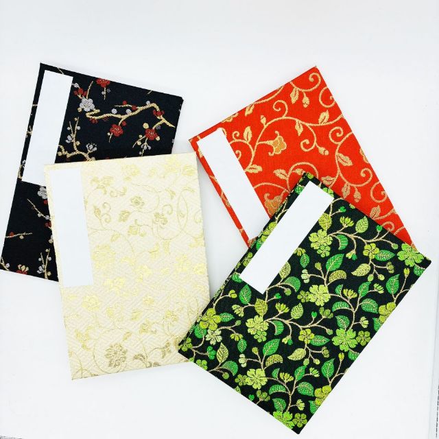 Rakuten - 御朱印帳 大判 12×18cm ビニールカバー付き 蛇腹式 48ページ 西陣金襴 梅 唐草 神社 寺 兼用 高知製本