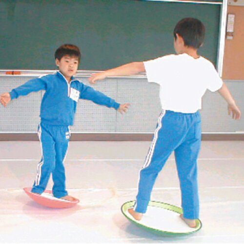 バランスボール　大(直径522×高さ105mm)保育園 幼稚園 保育所 こども園 幼児 園児 運動 体育 体操 室内 室外 屋内 屋外 子ども おもちゃ 遊び 基礎体力 身体づくり 子供 平衡感覚 筋力 体幹トレーニング バランスボード 裸足保育