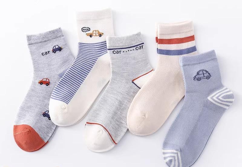 靴下 キッズ ボーイズ ソックス5足組 男の子 サメ 車 ダイナソー 恐竜 犬 セット 綿 メッシュ ストライプ 通気性 薄い 春 夏 秋 冬 幼児 保育園 幼稚園 小学生 学校 スポーツ 子供 おしゃれ お洒落 かっこいい シンプル 韓国 スポーティー