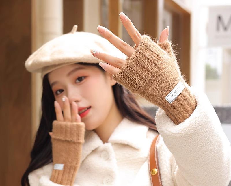 手袋 女性用 ホワイト グレー キャメル ブラック ピンク レディース ハーフフィンガー タッチスクリーン ウール 秋 冬 ニット 屋外 防寒 保温 厚手 暖かい あったか やわらか ファッショナブル トレンディ 人気 流行 インスタ ギフト プレゼント