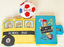 布絵本MY ABC TRAVEL BAG/SCHOOL BUS&MY SCHOOL BOOK英語刺しゅう絵本&おまけ付きサッカープレイヤーズプレイ&ラーン