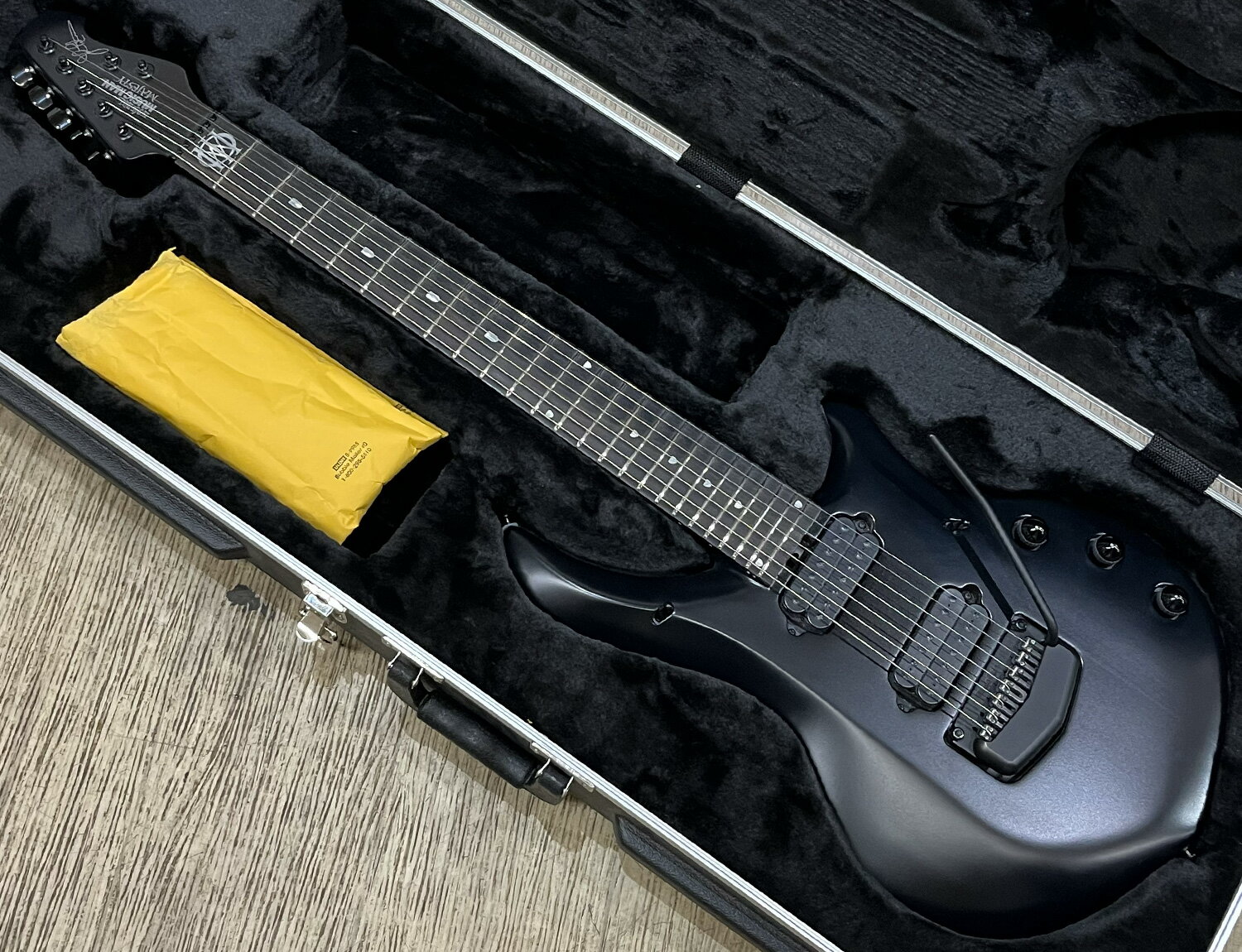 Rakuten - 【New】Musicman John Petrucci Majesty 7st Stealth Black(selected by KOEIDO)【中古】店長厳選マジェスティ7弦のコンディション抜群中古！