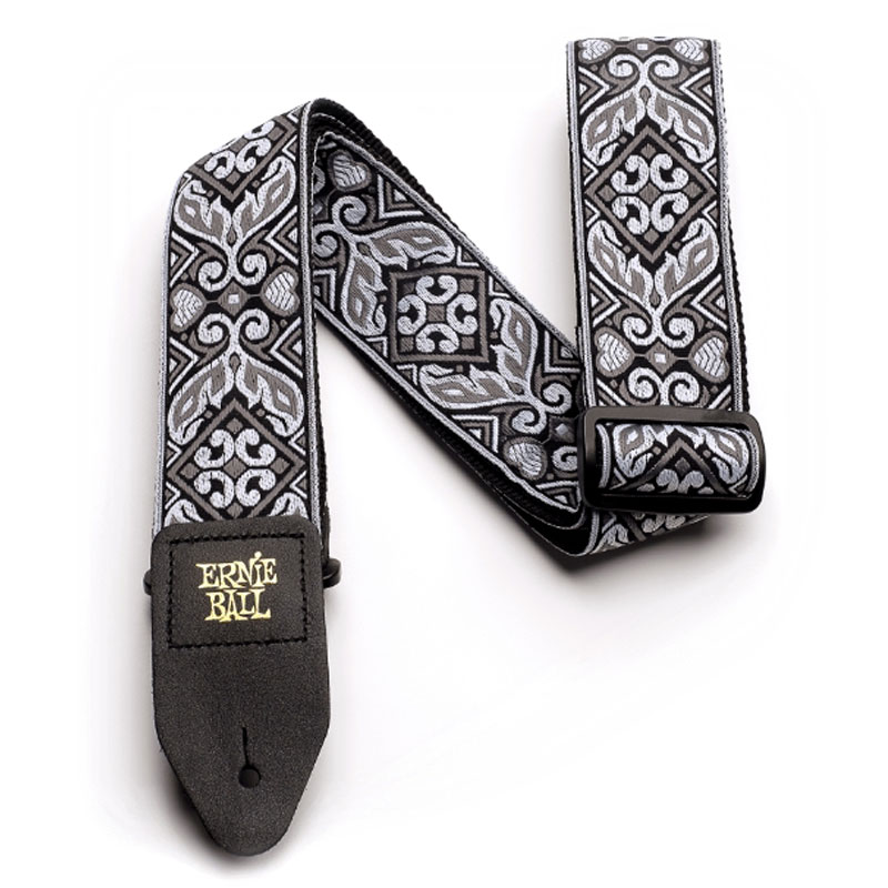 伸びにくく丈夫なポリプロピレンにジャカード織 の生地を縫い合わせたストラップです。ポリプロ ピレンはベストセラー・モデル「POLYPROストラッ プ」と同じ素材でその耐久性は折り紙つきです。 さらに、エンドピンを掛けるストラップ・エンド には丈夫なブラック・レザーを採用しています。 ジャカード織りならではのスタイリッシュなデザ イン。長さは最長で約1,725mm、幅は約50mm。　