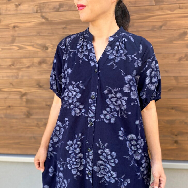 心躍るミセス服 送料 ラッピング無料 綿１００ ３０代４０代５０代６０代レディース和柄和風半袖涼しい可愛い春夏秋日本製花柄ネイビーレディースファッション 久留米絣前開きワンピース ワンピース 久留米絣前開きワンピース 綿１００ ３０代４０代５０代