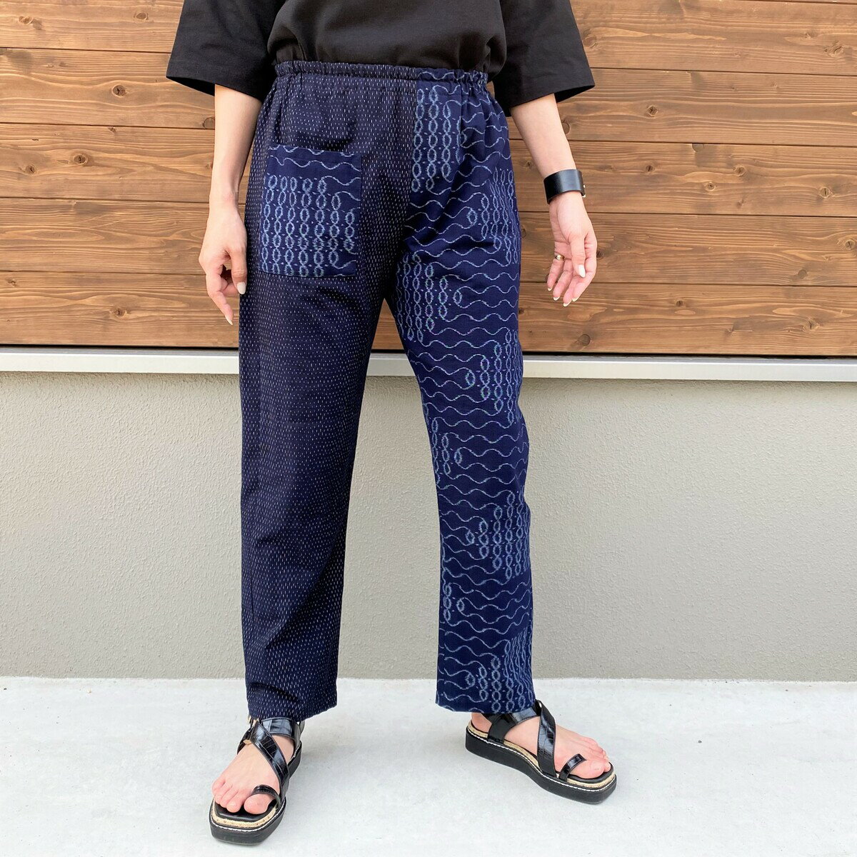 【手織り久留米絣パンツ】ミセスレディース40代50代60代美脚モンペ総ゴム綿100％レディース春夏秋冬ネイビー濃紺雨絣ポツ柄日本製ロングスストレートモンペもんぺホームウェア藍暦