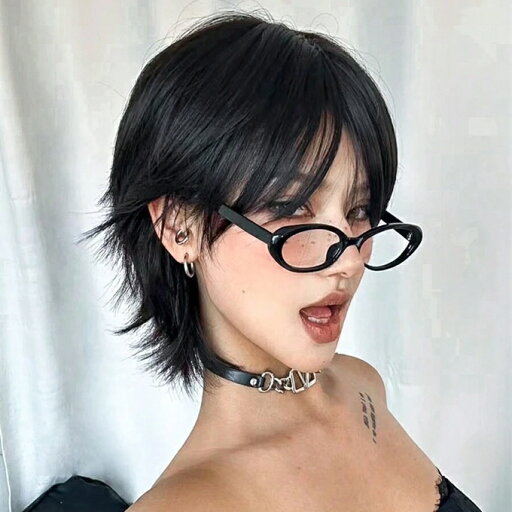 短いマレットヘッド ウィッグ 前髪付き レディース用 合成ストレート 黒 パーティーやコスプレに最適 ウィッグ かつら カツラ つけ毛 うぃっぐ 短いマレットヘッド ウィッグ 前髪付き レディース用 合成ストレート 黒 パーティーやコスプレに最適 ウィッグ かつら カツラ つけ毛 うぃっぐ