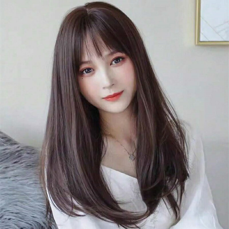 良質な合成ウィッグ、22インチの長さの茶色の前髪付きストレートウィッグ、日常使いやパーティーに