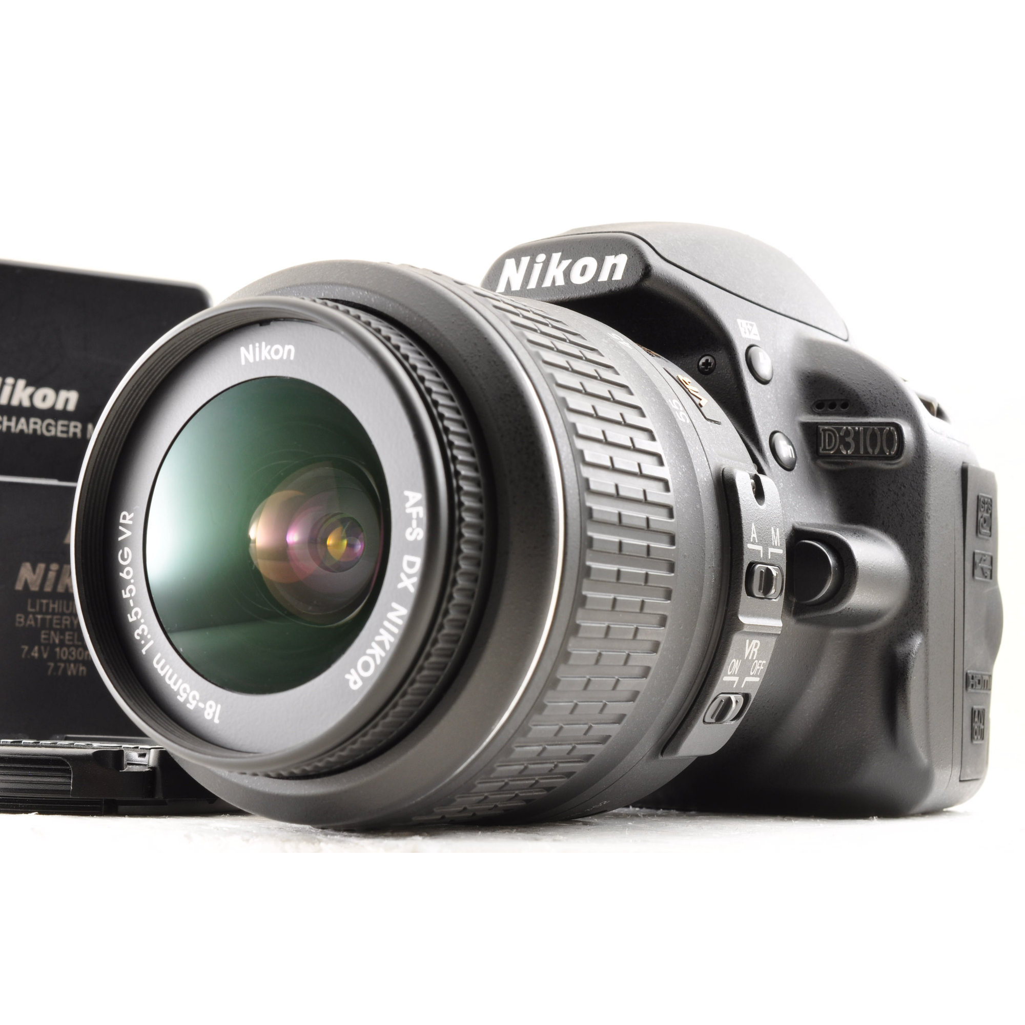【中古】Nikon D3100 +AF-S DX NIKKOR 18-55mm F3.5-5.6G VRズームレンズ デジタル一眼レフカメラ シャッター約3980ショット