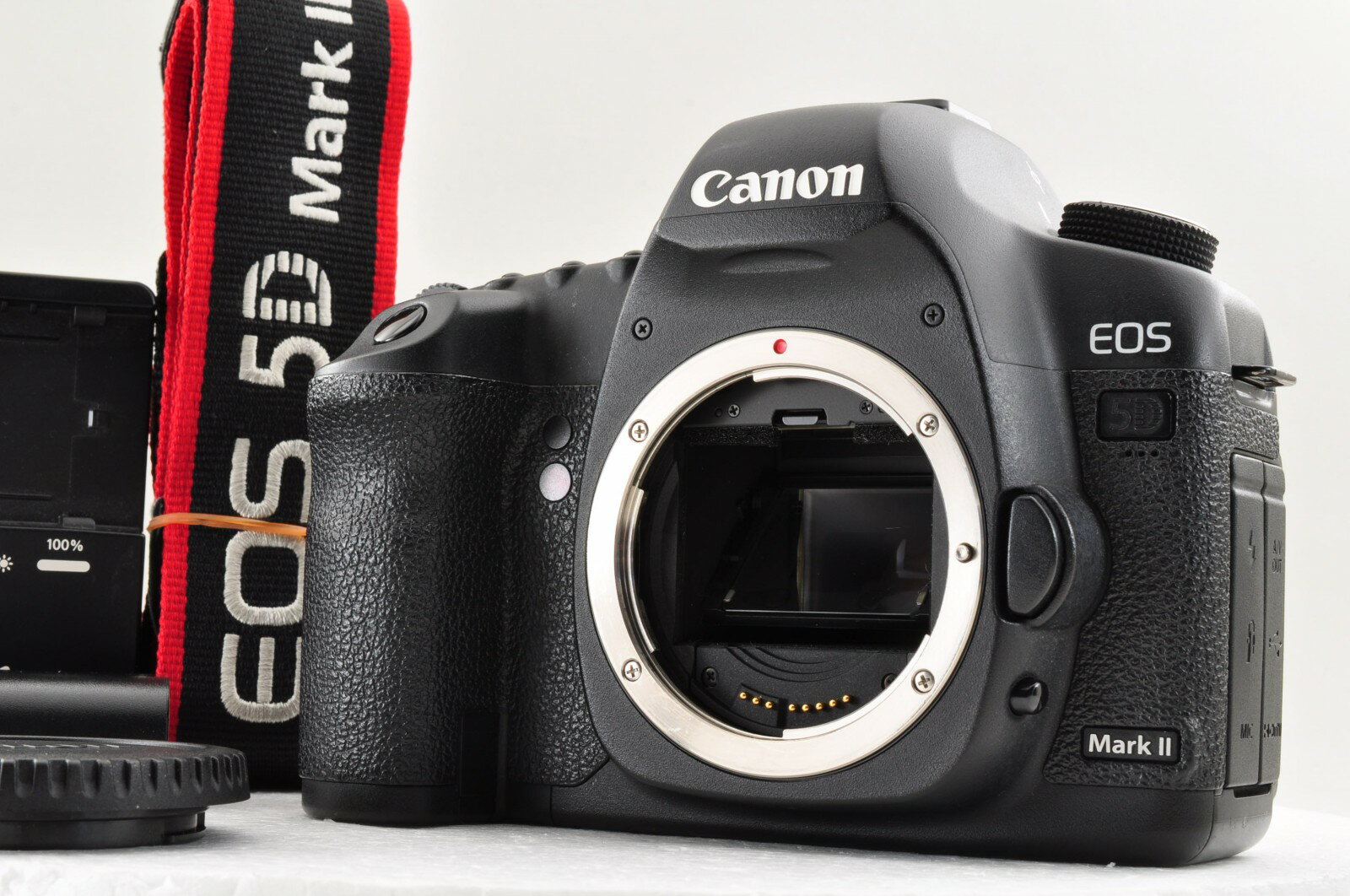 【中古】Canon EOS 5D Mark II 21.1MP デジタル一眼レフカメラ フルサイズ