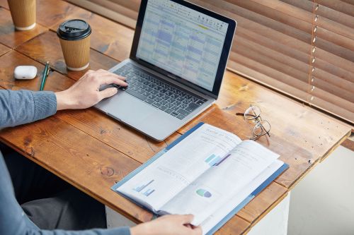 【キングジム】HOSSO ホッソ　ハードホルダー／クリアーファイル15ポケット・25ポケット