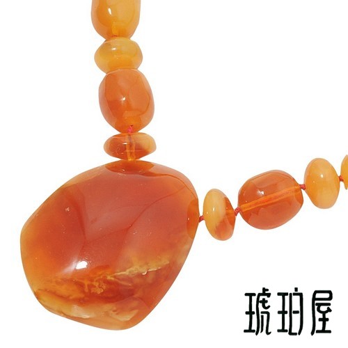 琥珀ペンダントトップネックレスロシ...