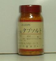 製品の特徴 高温作業時や、スポーツ等では、多量の水分、塩分が失われます。 熱中症の予防はこまめな水分と塩分を補給することです。 ただし、水分だけでは体内のミネラルバランスが崩れ、熱性けいれん等を起こす可能性があります。 そこで水分だけでなく、塩分もこまめに補給することが必要となってきます。 【商品特長】 天日結晶塩の使用により、まろやかで美味しい味です。 一粒350mgの小粒で飲みやすい粒状となっています。 【内容成分】 天日結晶塩　98％(塩化ナトリウム分98％) 食品添加物　ポエム2％ 【ご使用方法】 1回のご使用量は1〜6粒を、十分な水と共にそのままお召し上がり下さい。 ※パッケージデザイン等が予告なく変更される場合もあります。 ※商品廃番・メーカー欠品など諸事情によりお届けできない場合がございます。 販売元：株式会社 内藤商店 所在地：〒460-0002 名古屋市中区丸の内3丁目8番3号 お問い合わせ先 電話：052-962-5551 受付時間／平日9:00〜17：00 （土日祝除く） 広告文責：有限会社シンエイ 電話：077-545-0252