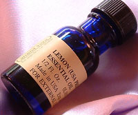 エッセンシャルオイル　アロマベラ　レモン