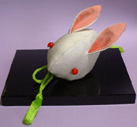 【ほのかなお香の香りを飾る】創作香袋　香福兎　紙箱入