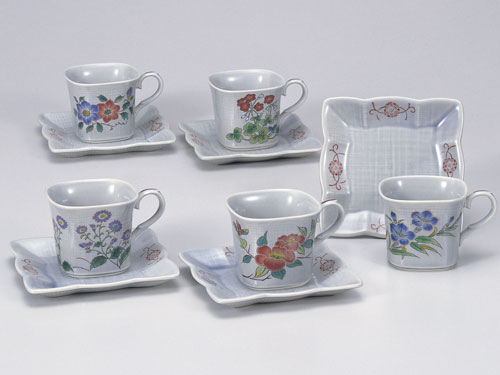 【九谷焼陶器】コーヒーカップセット　草花絵変り