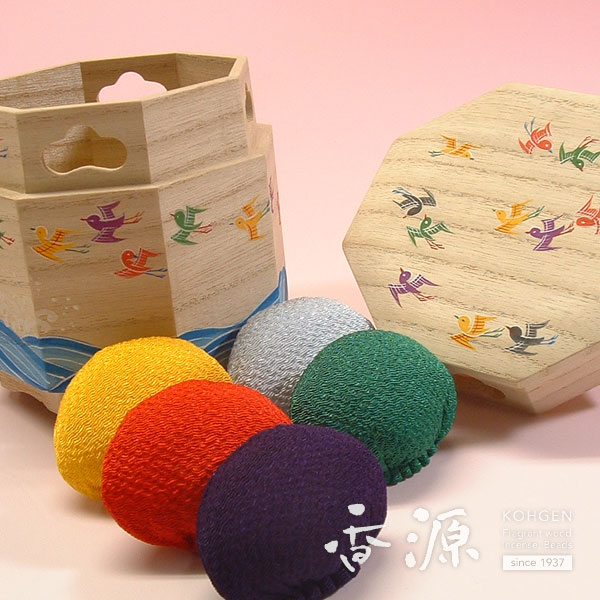 松栄堂 源氏かおり抄 『須磨かほり貝桶』 [送料無料]のサムネイル