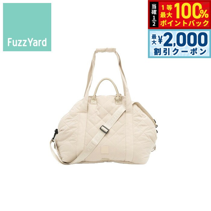 カーシート・キャリア・ベッドとして使える3WAY仕様の多機能キャリア。商品名ファズヤード Fuzz Yard ライフマルチキャリア＆カーシートブランドFuzz Yard材質（表地）綿100％（中綿）ポリエステル100％（クッション裏地）ポリエステル100％(ハンドル)ポリウレタン(クロスストラップ)ナイロン原産国中国&nbsp;バッグサイズ：約W500xD300xH390mm、、インナーパッド：約W440×D250×H60mm、外ポケット：約W190×H160mm、ハンドストラップ：約260mm、ショルダーストラップ：約800mm、クロスストラップ(金具含む)：約840〜1480mm、リード用ストラップ：最大約450mm、適用体重目安：〜13kg片側を折り下げて車内に固定すればカーシートに、両側を倒せば心地よいベッドとして使用可能。取り外しできる両面仕様のマットレスは洗濯機洗いにも対応します。スナップボタンを留めれば、ペットを入れていない時はウィークエンダーバッグとしても活躍。メーカー名株式会社ハヤブサファズヤード Fuzz Yard ライフマルチキャリア＆カーシートカーシート・キャリア・ベッドとして使える3WAY仕様の多機能キャリア。