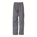 ☆メーカー品番：BRW1700_PANT_GR☆カラー：GR（GREY）雨を防ぎながら、内部の湿気を放出する防水透湿効果を持つゴアテックス素材を使ったレインパンツです。雨が降り出したときにはトレッキングパンツの上からそのまま履いていただけます。脱ぎ履きがしやすいように側面部分に足元から股下くらいまで大きく開くようにジッパーが用意されています。腰回り、足首まわりはゴムコードでフィット調整可能で、雨の侵入をしっかりと防ぐことが出来ます。※登山靴をはいたままレインパンツを履くような場合は、登山靴にビニール袋をかぶせた状態で履けばパンツ内部を汚さず、スムーズに履くことが出来ます。■ 重さ約290g （Mサイズ）■ 素材表地 ： ナイロン100％（ePTFEラミネート）、裏地 ： ナイロン100％■ サイズ（腰囲）【S】61〜71cm【M】64〜74cm【L】67〜77cm好日山荘 スポーツ SPORTS スポーツ用品 アウトドア outdoor トレッキング 春 夏 秋 冬 メンズ レディース 男性 女性 人気 かっこいい レジャー 色 柄 おしゃれ 機能 インスタ キャンプ プレゼント ギフト 在庫 カラバリ 外 部屋 ストリート 大きめ 品質 実用性 満足 軽 普段使い 家族 ペア シェア お揃い ファミリー ブランド バリエーション アパレル サマー ウィンター フィットネス 楽しい 用途 豊富 トレンド アイテム 富士山 登山 防災 災害