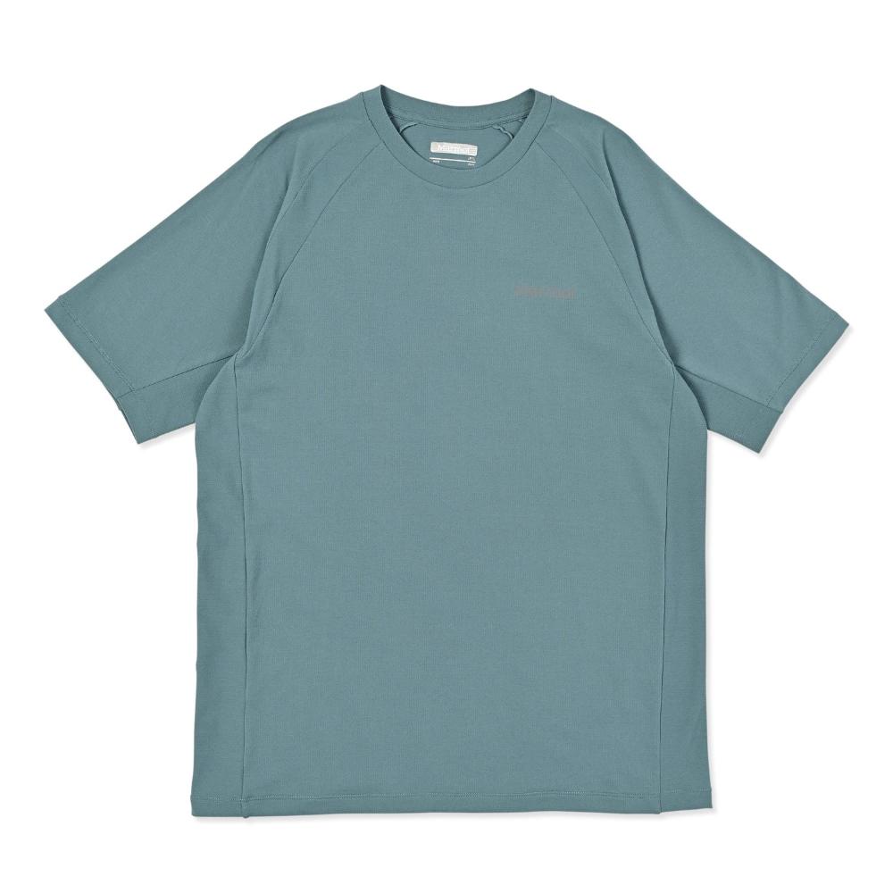 ☆メーカー品番：MTSS26MST042-MG☆カラー：C319（MIST GREEN）Marmotの定番ベースレイヤー「Climb Skin」シリーズ。汗をかきやすいアウトドアやアクティブなシーンで素早い汗の発散が求められるシーンに最適。軽量でかさ高のある編み組織が肌に接触する部分で汗を効率的に吸い上げ、素早く拡散してドライな着心地をキープ。フルダル糸を使用し、透けにくさを確保しつつ、高い通気性を実現。アクティブなフィールドに欠かせないベースレイヤー。■機能・吸水・UV CUT(UPF30)・ストレッチ・抗菌防臭・デオドラントテープ・速乾■商品詳細ポリエステル100%■商品のサイズM ：後着丈：66：身幅：50：裄丈：42.5L ：後着丈：68：身幅：52：裄丈：45XL ：後着丈：70：身幅：54：裄丈：47.5（単位：cm）※生地の特性によって多少の誤差が生じる場合がございます。※商品写真は、一部別カラーの画像を使用している場合がございます。お届けする商品は1枚目の画像になります。サイズ表はこちら