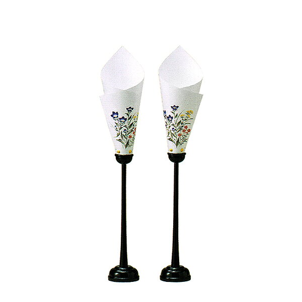 京都の仏具屋さん 香華堂の【盆提灯】創作行灯/モダン提灯 法明灯2号 絵入 一対(2台1組)■木製■高さ75cm{SK}【納期目安：通常約2週間後発送】｜アングル2