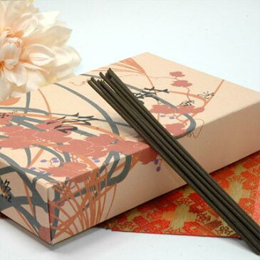 【山田松香木店・実用線香】沈香華洛(大箱バラ詰め 長さ約14cm 150g入)【配送区分:e】■あす楽対応■宅配便のみ・送料別途要